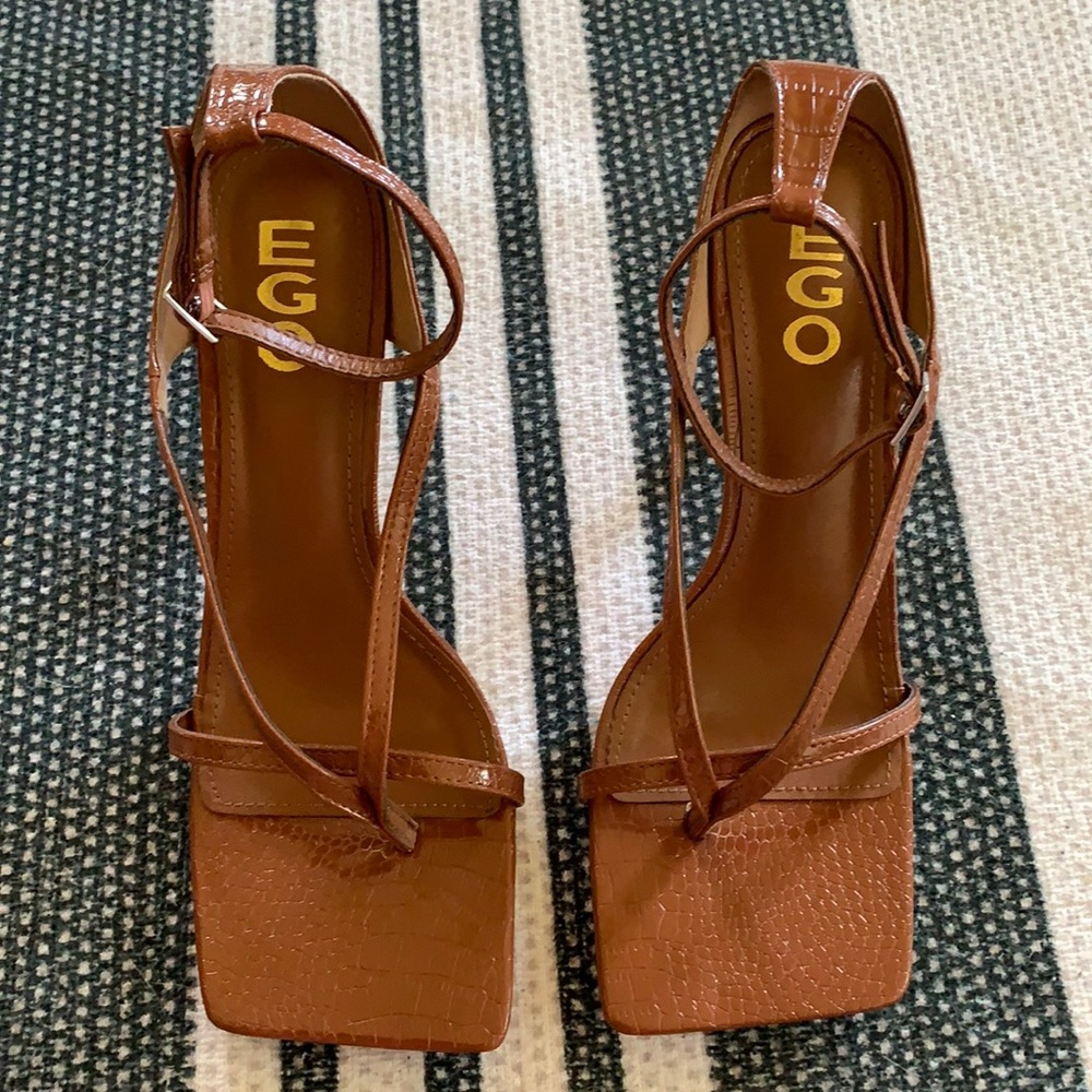 Faux Croc Print Square Toe Heels